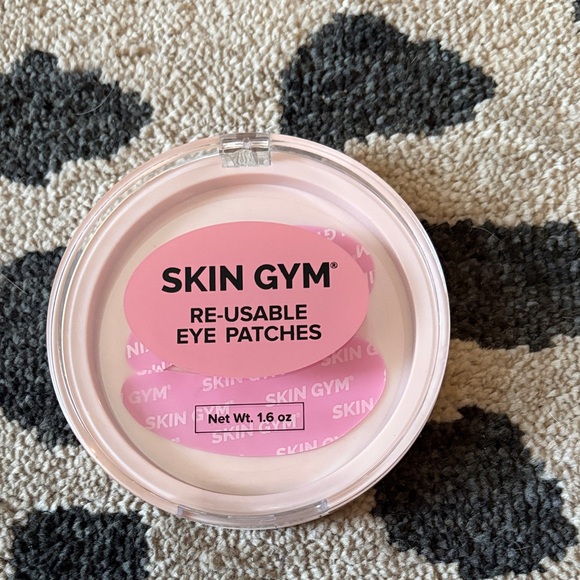 Skin Gym Other - Skin Gym Pink Reusable Eye Patches